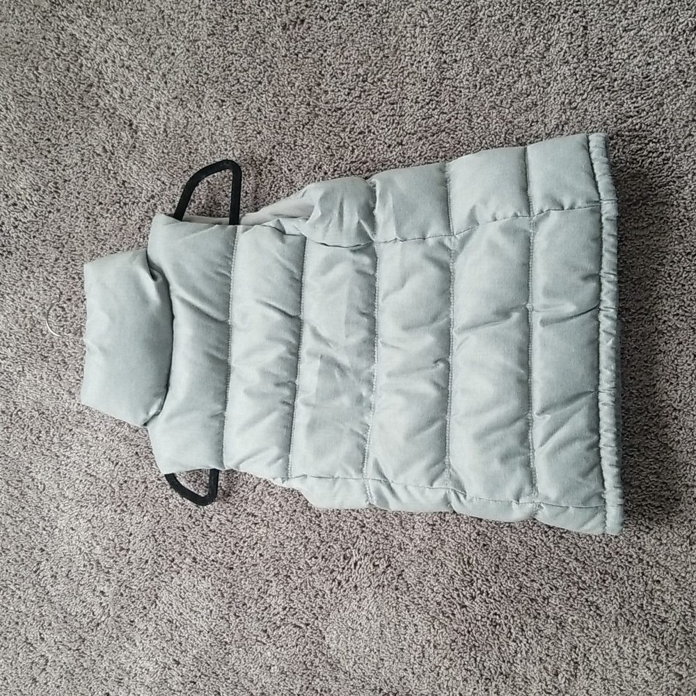 Vest - Picture 2 of 2